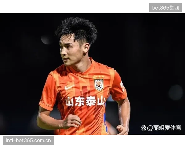 中场发动机蒙泰罗的高强度覆盖，需警惕因体能下降导致的防守动作变形。